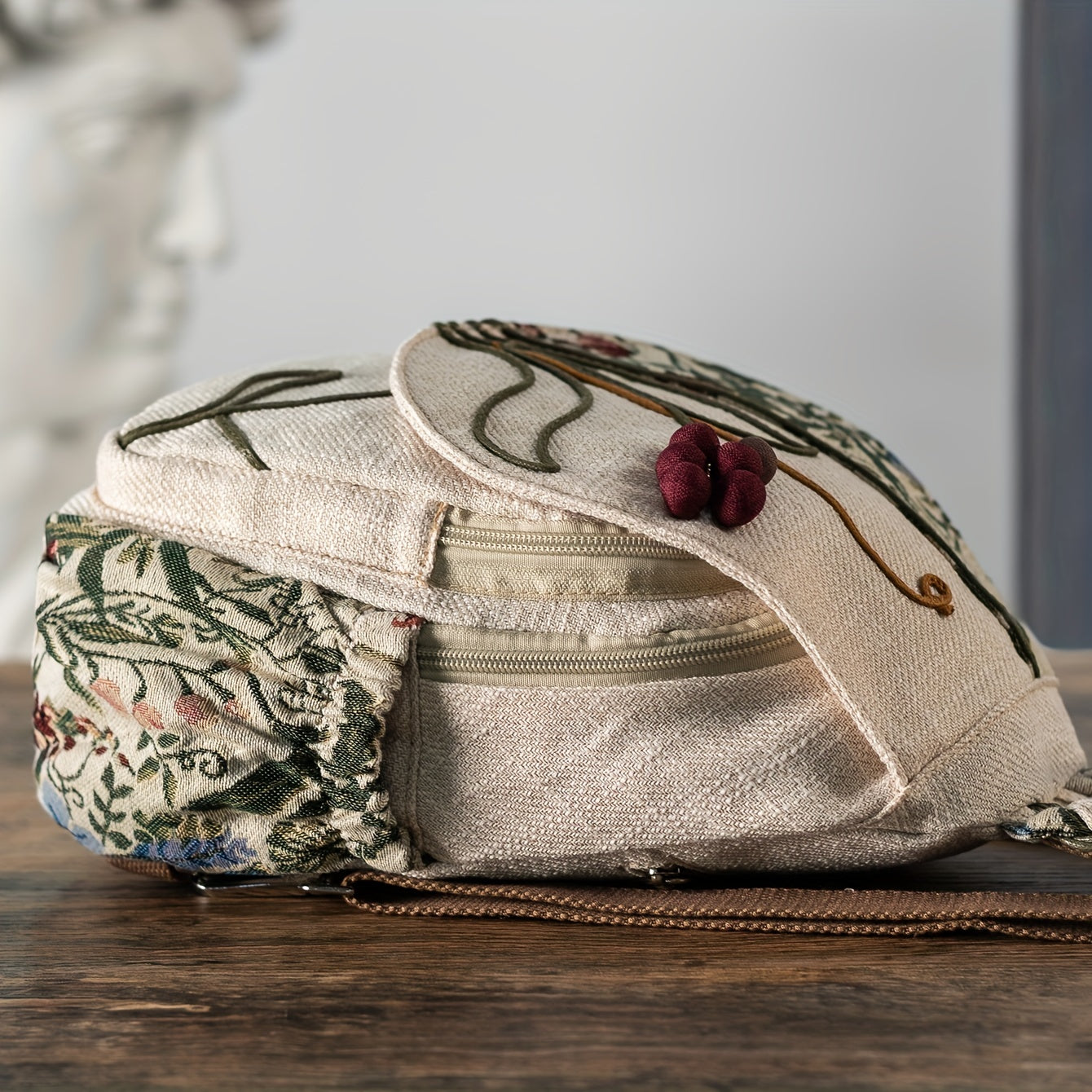 EthnoCharm Zaino Ricamato – Artistico e Pratico