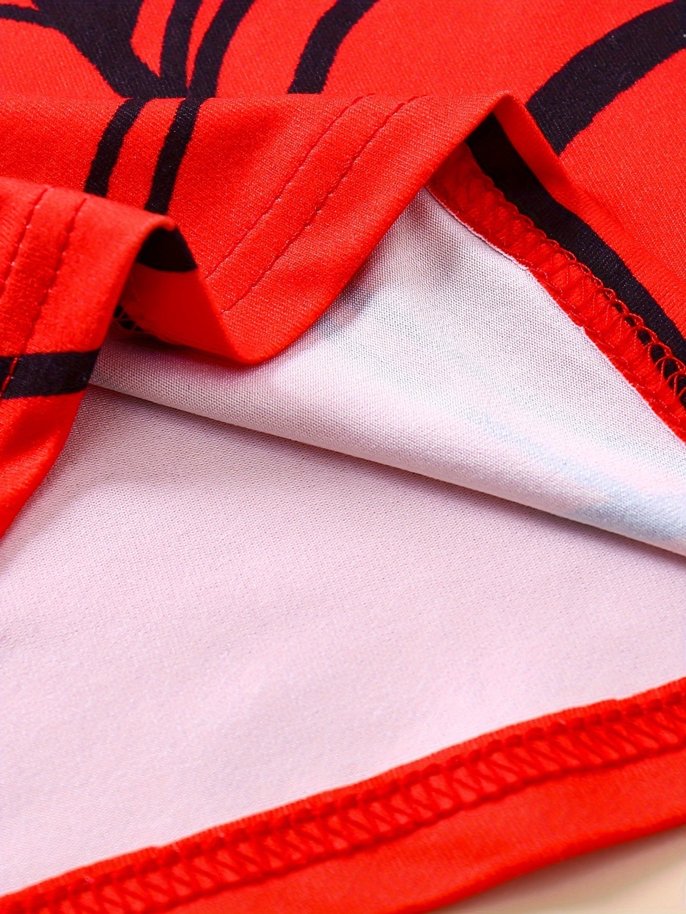 Set Pigiama Spider-Man - Avventure da Sogno per il Tuo Bambino