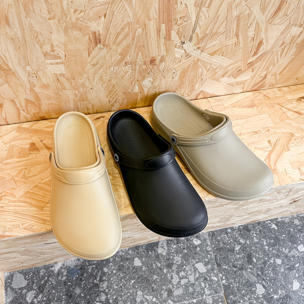 Zoccoli Antiscivolo da Giardino e Lavoro per Uomini – Comodi Infradito per Ogni Stagione