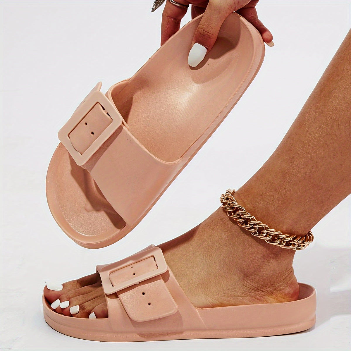 Ciabatte da Donna Con Cinturino – Leggere e Regolabili per Interni ed Esterni