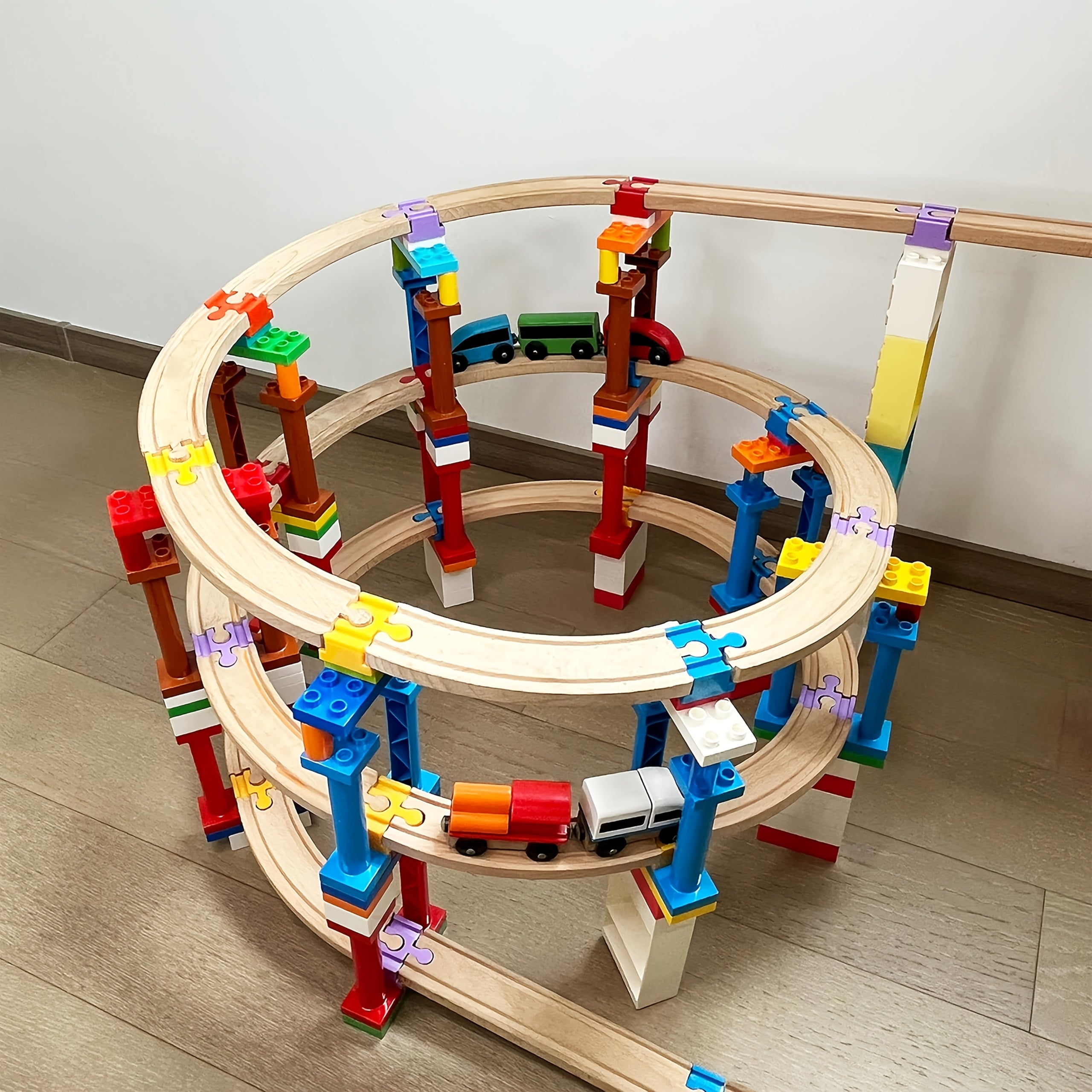 Set di 7-14 Adattatori per Binari Colorati in Legno – Connettori Regolabili per Modellismo