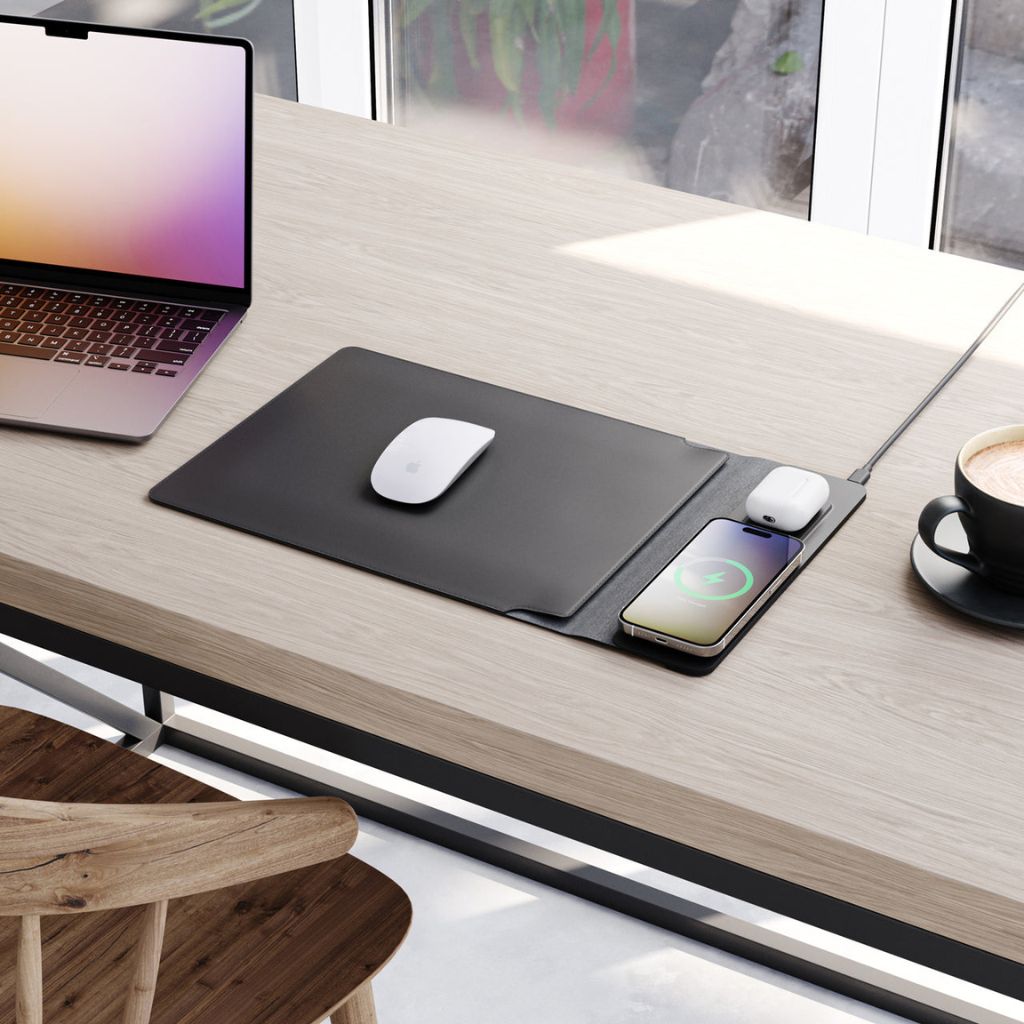 PowerDesk Sleeve – Custodia per Laptop Smart con Funzione di Ricarica Wireless