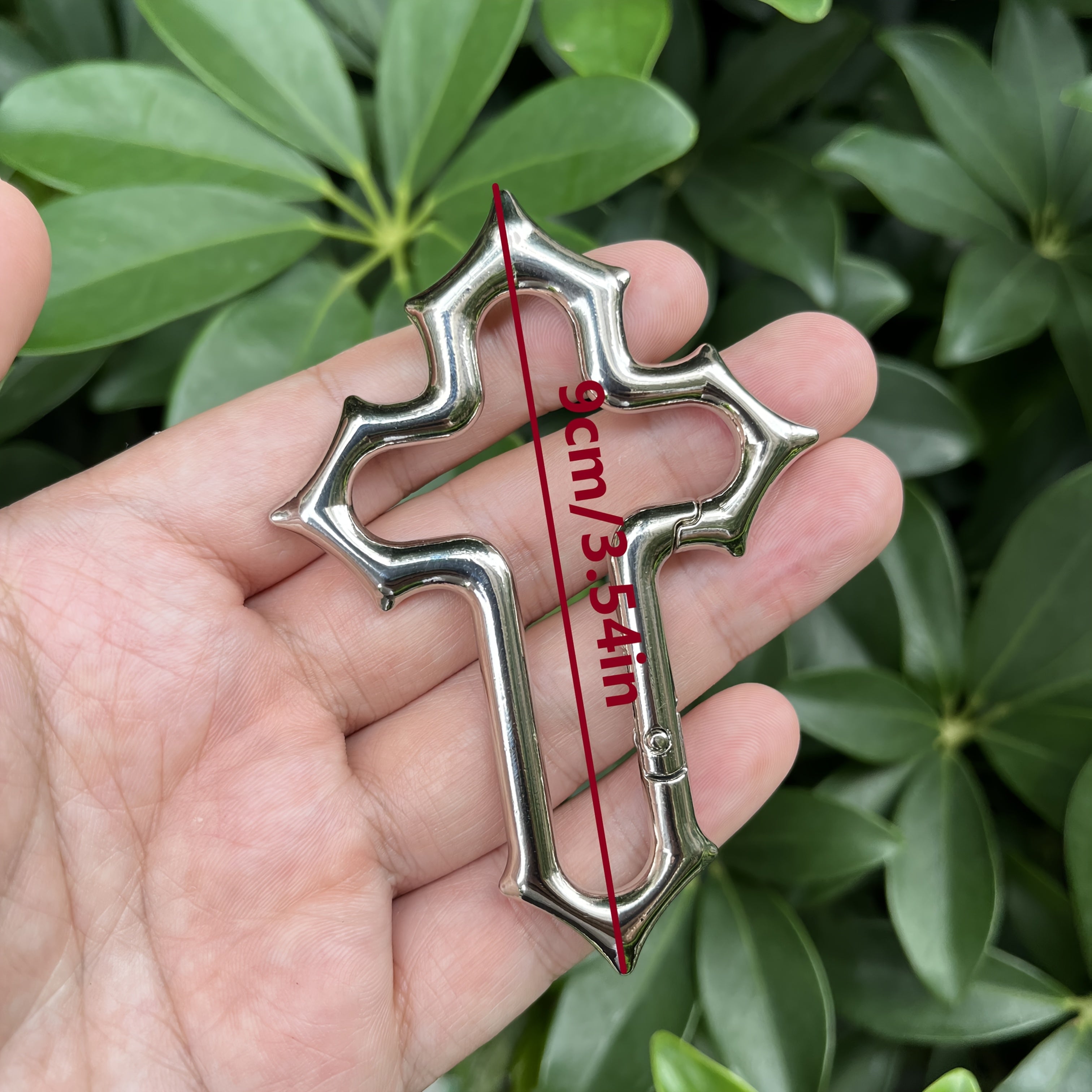 Portachiavi Robusto a Forma di Stella – Accessorio Funzionale e Stilos