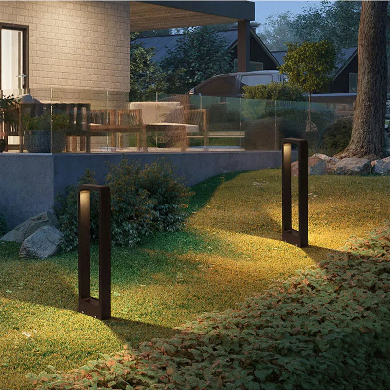 Lampada da Esterno Moderna – Illuminazione LED Elegante per Giardini e Viali