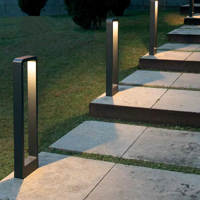 Lampada da Esterno Moderna – Illuminazione LED Elegante per Giardini e Viali