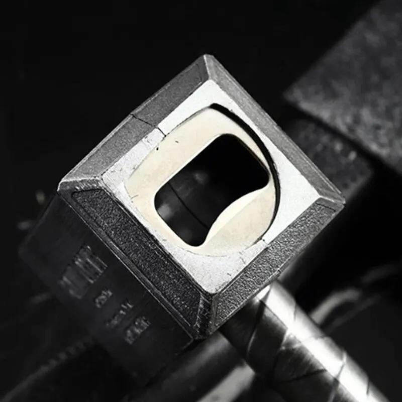 Aperitivo Creativo a Forma di Martello - Perfetto per la Festa del Papà o come Regalo Aziendale