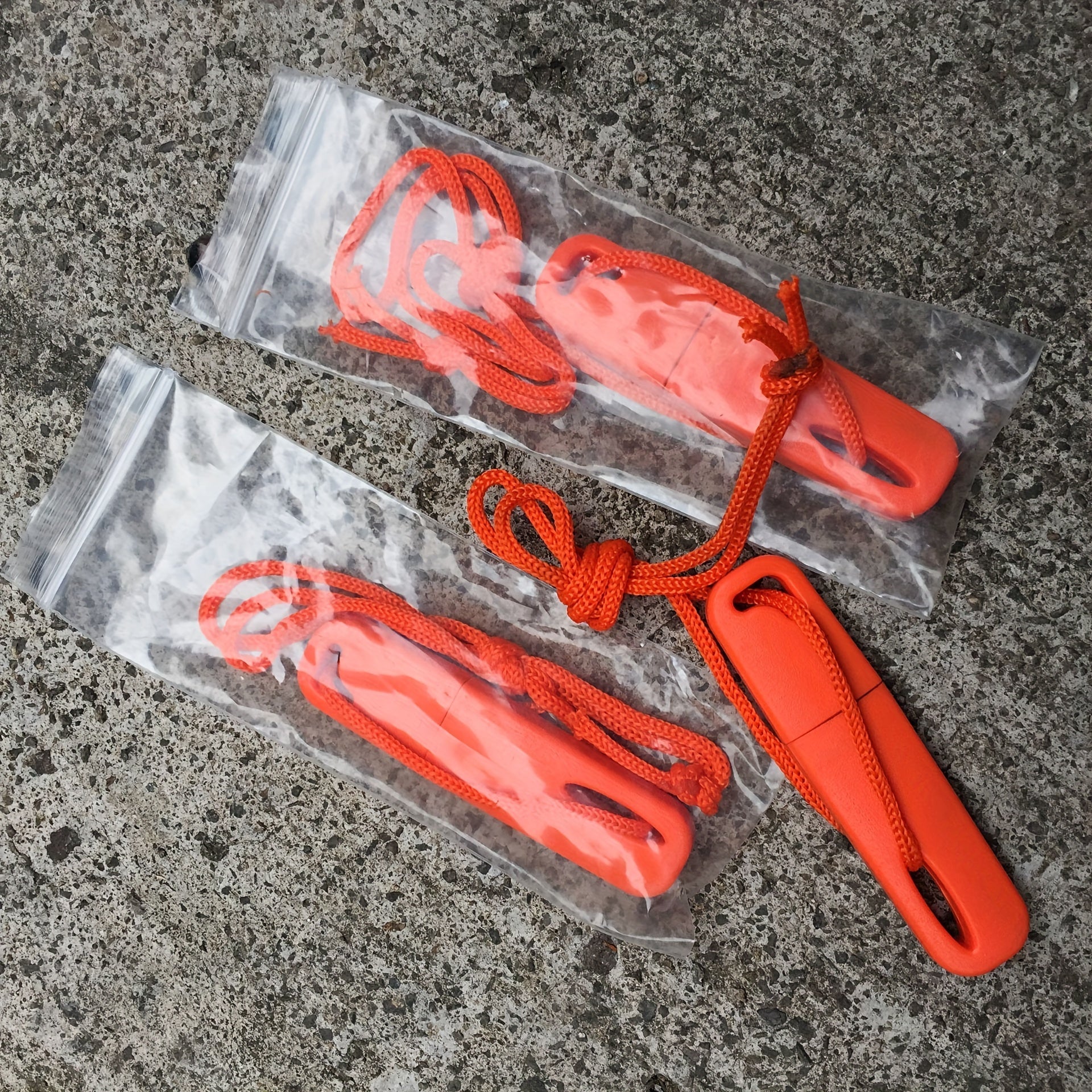 Survivor Flint - Accendino in magnesio durevole per avventurieri