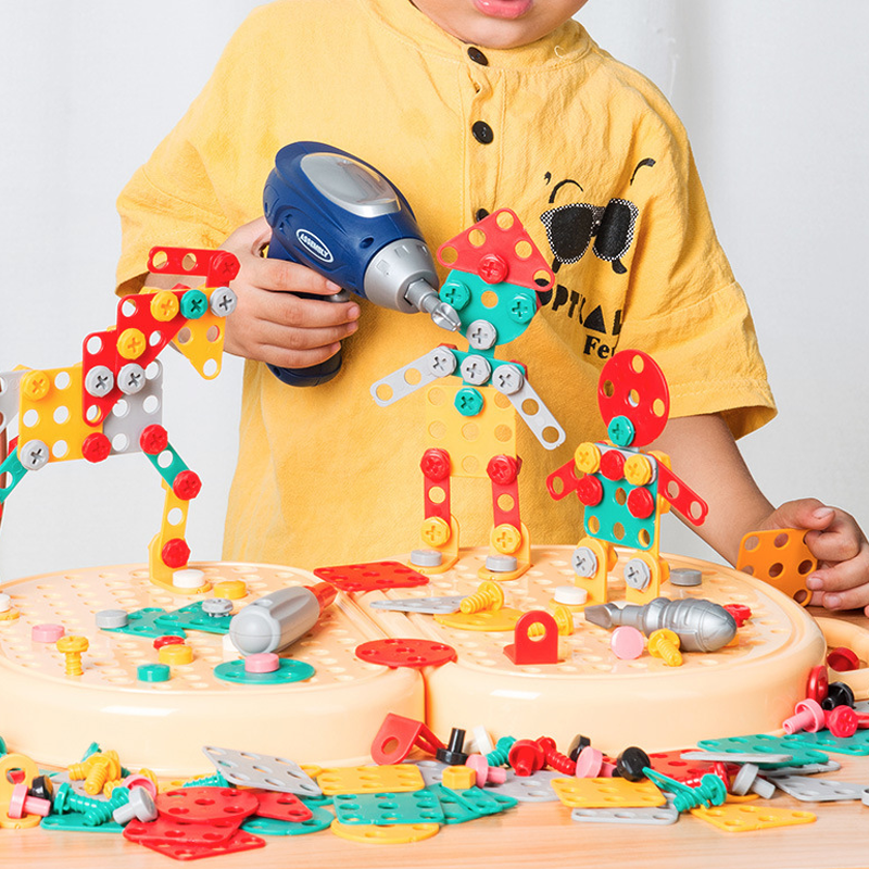 KidCreative Kit - Cassetta degli Attrezzi Completa per Creatività Illimitata