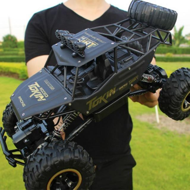 RockRider RC Truck – Il massimo divertimento off-road per grandi e piccini