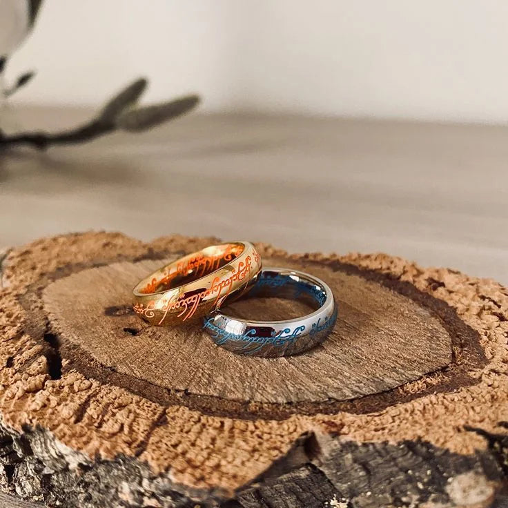 Anello LumoBond Glow – Anello in Acciaio Inossidabile Inciso con Design di Rune Luminose