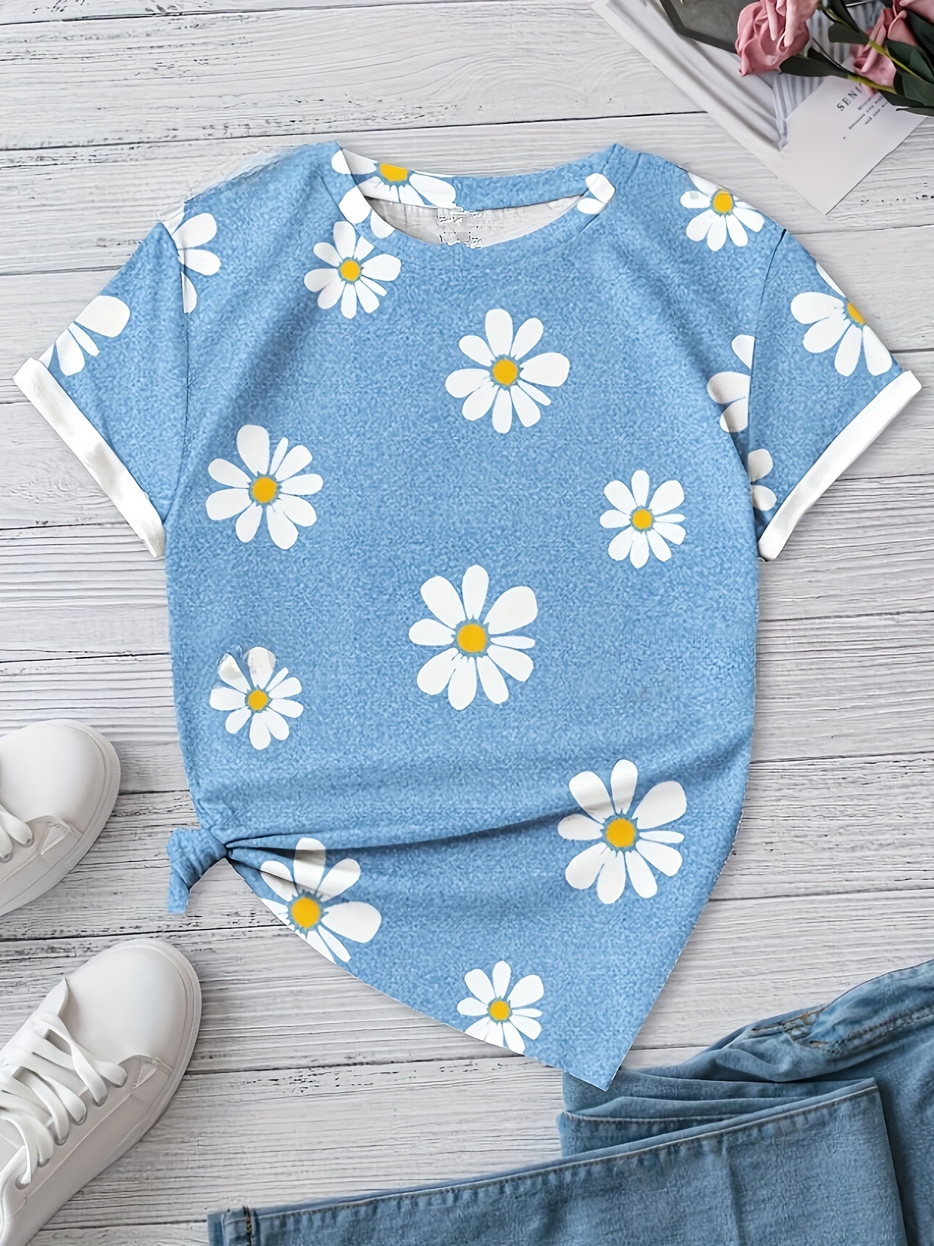 T-shirt Crewneck con Stampa di Margherite – Casual e Traspirante per Primavera e Estate