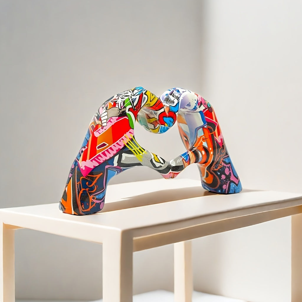 Scultura di Gesto Amorevole - Per un'Esposizione d'Interni Audace e Creativa