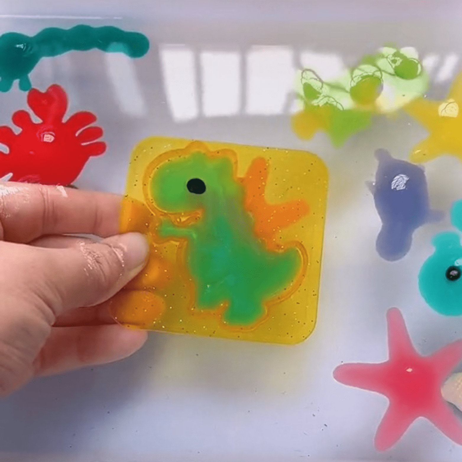 Creazioni Acquatiche – Divertimento e Apprendimento per Bambini
