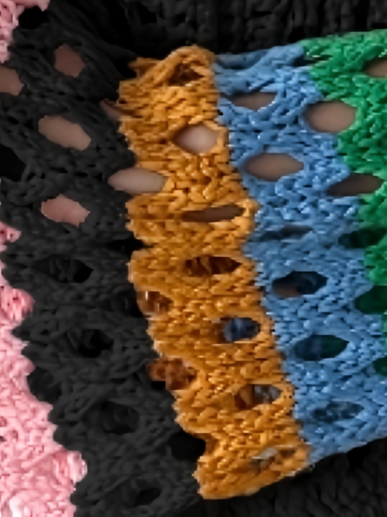 Abito all'Uncinetto Bohemien Fatto a Mano – Colorato e Confortevole