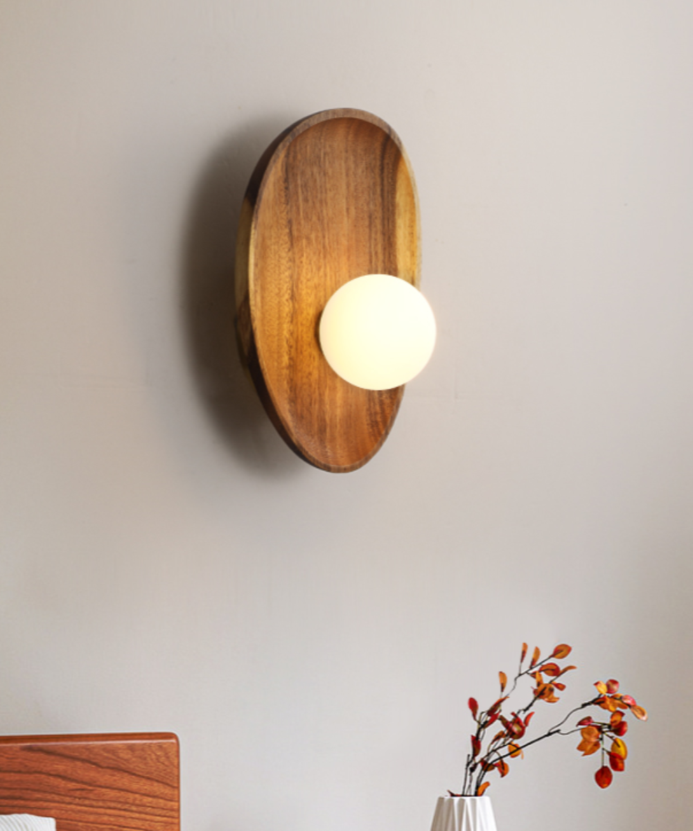 Lampada da parete minimalista - Legno e illuminazione d'atmosfera