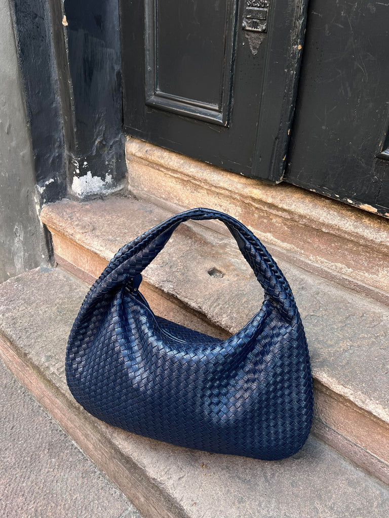 Borsa a Spalla Woven Chic - Per un Look Elegante