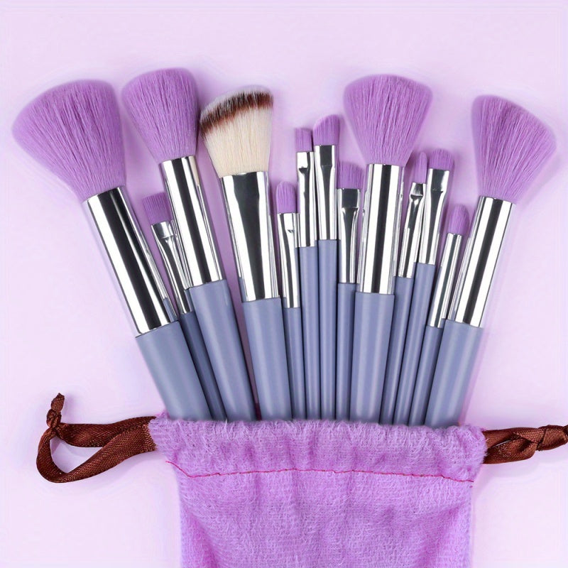 Set di Pennelli Make-up Fluffé - Un Regalo Perfetto per la Festa della Mamma