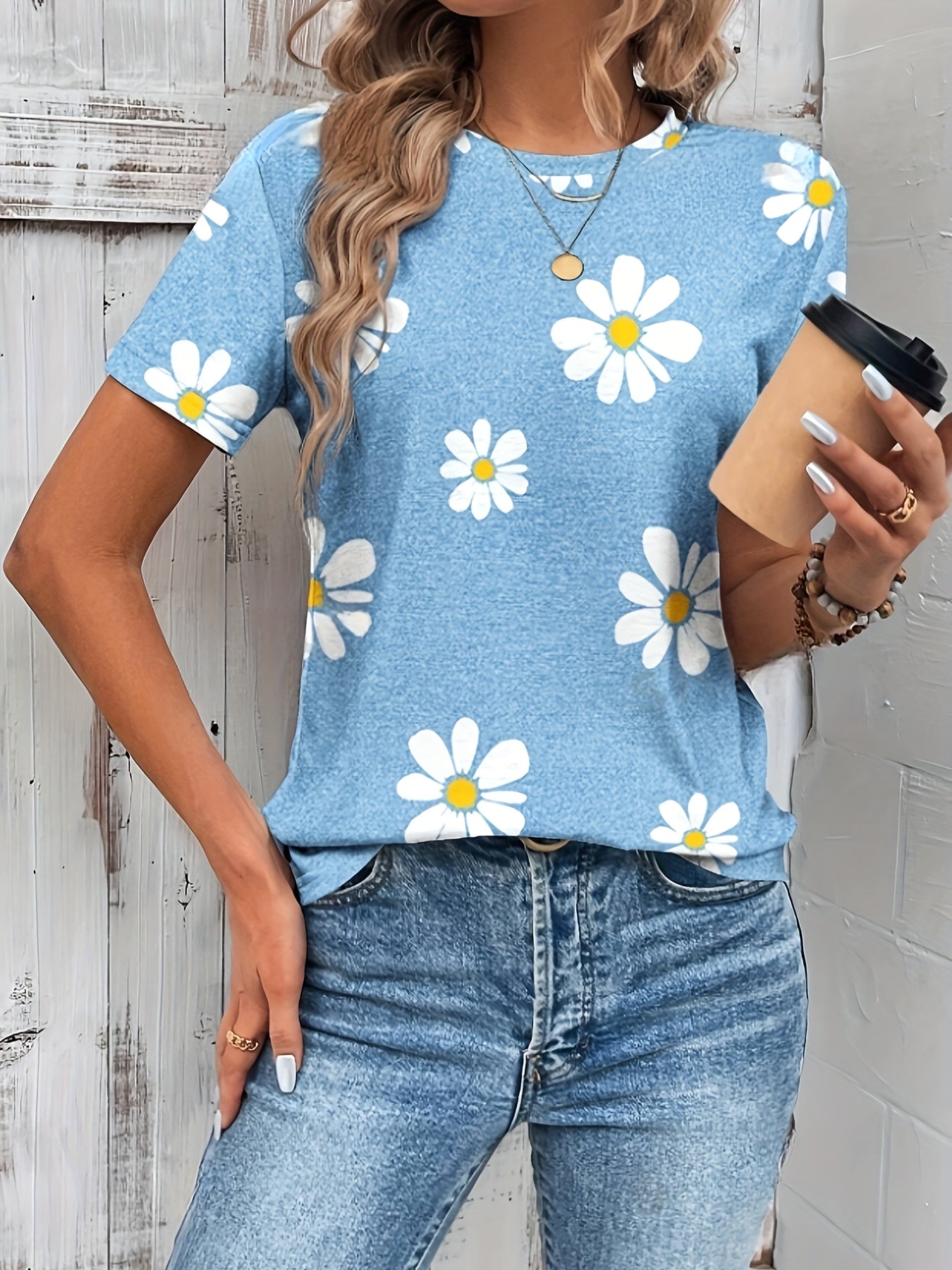 T-shirt Crewneck con Stampa di Margherite – Casual e Traspirante per Primavera e Estate