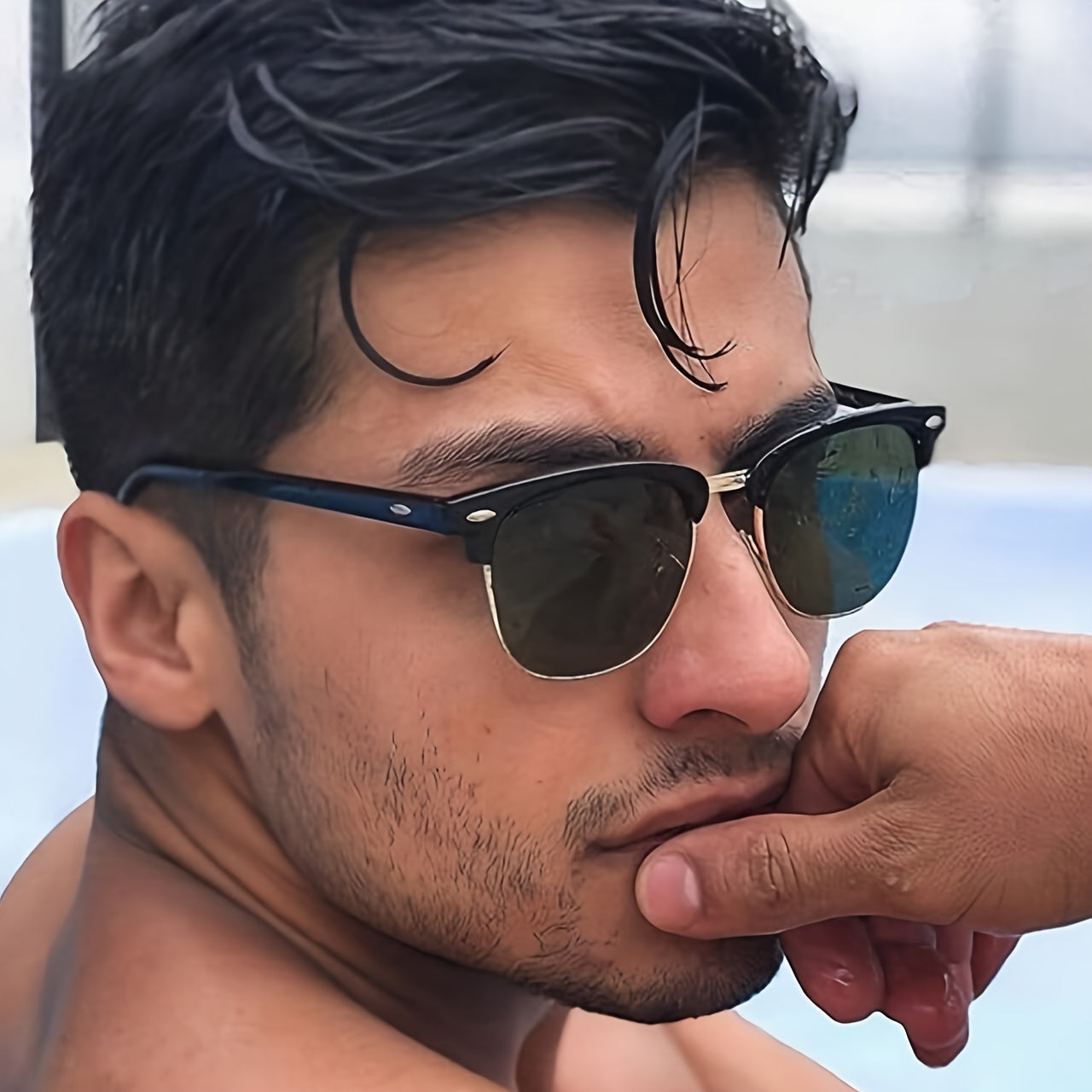 Occhiali da Sole Casual Classici – Trendy e Confortevoli per Ogni Occasione