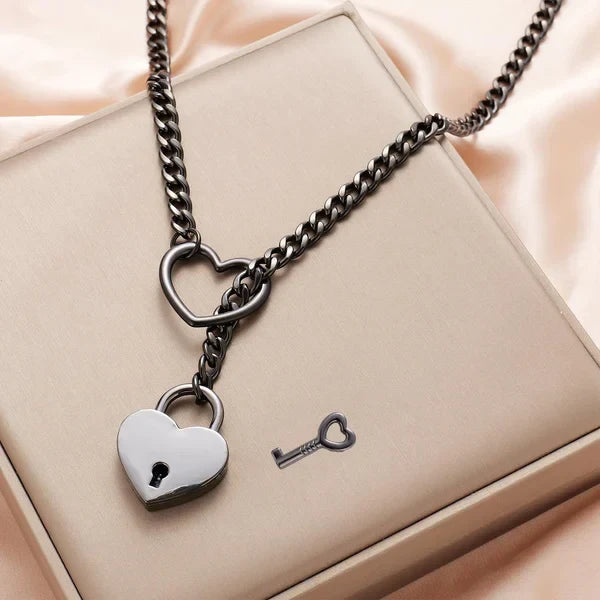 Collana Heartlock Amour – Simbolismo di Amore e Connessione