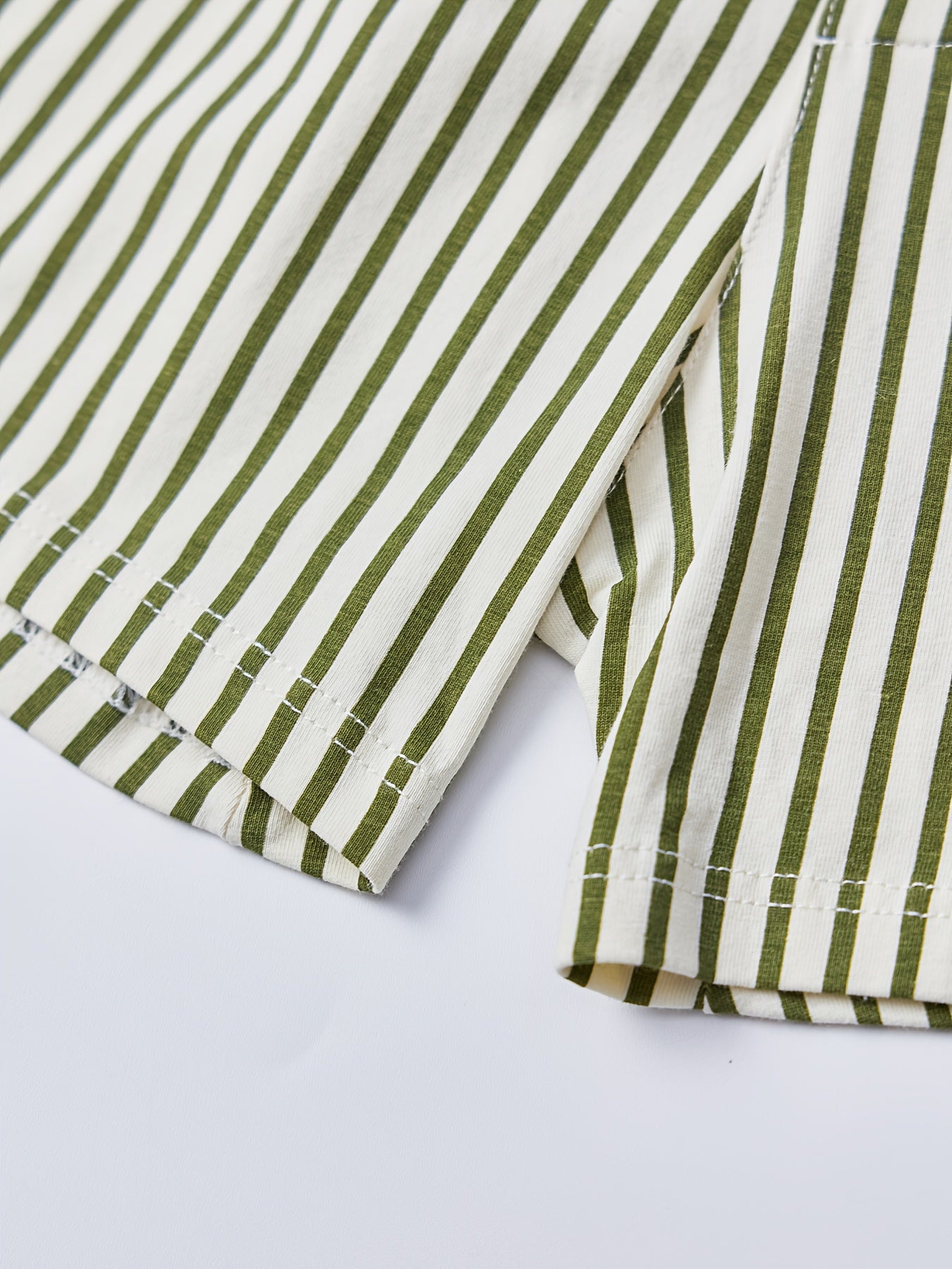 Set di Boxer a Righe – Perfetto per Comfort e Stile