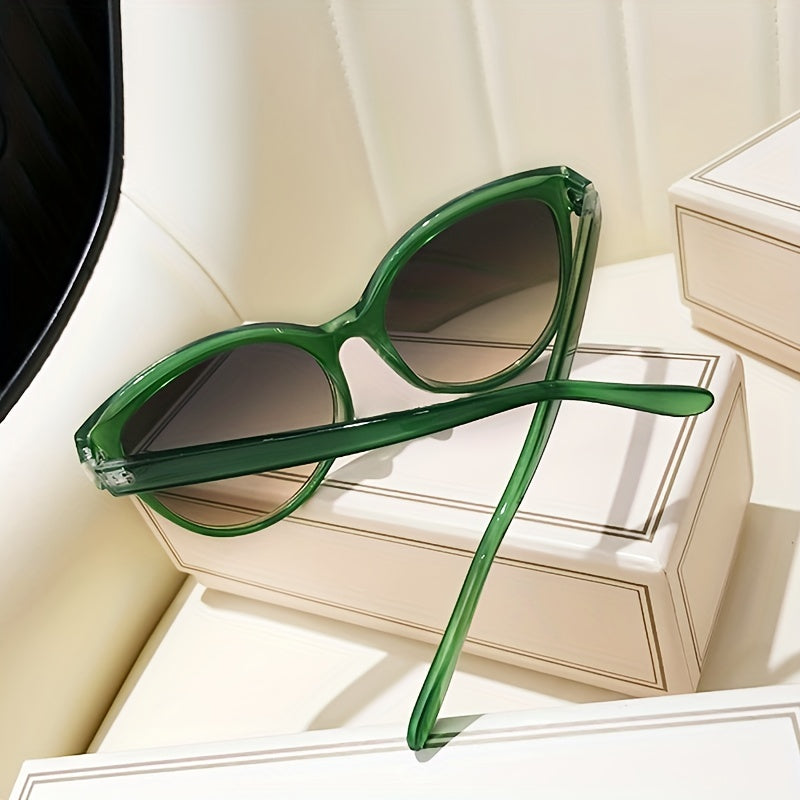 Occhiali da sole Cat-Eye di Lusso per Donne – Oversized e Stilosamente per Giornate di Sole