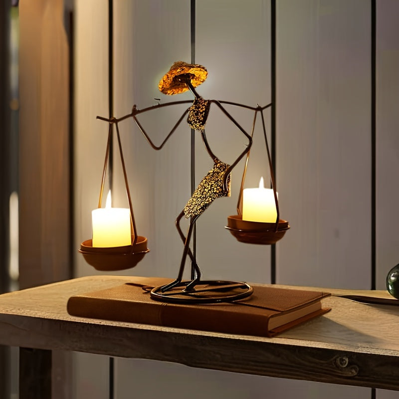 Candelabro Creativo a Forma di Bilancia – Decorazione da Tavolo Artistica in Ghisa per un Atmosfera Calda
