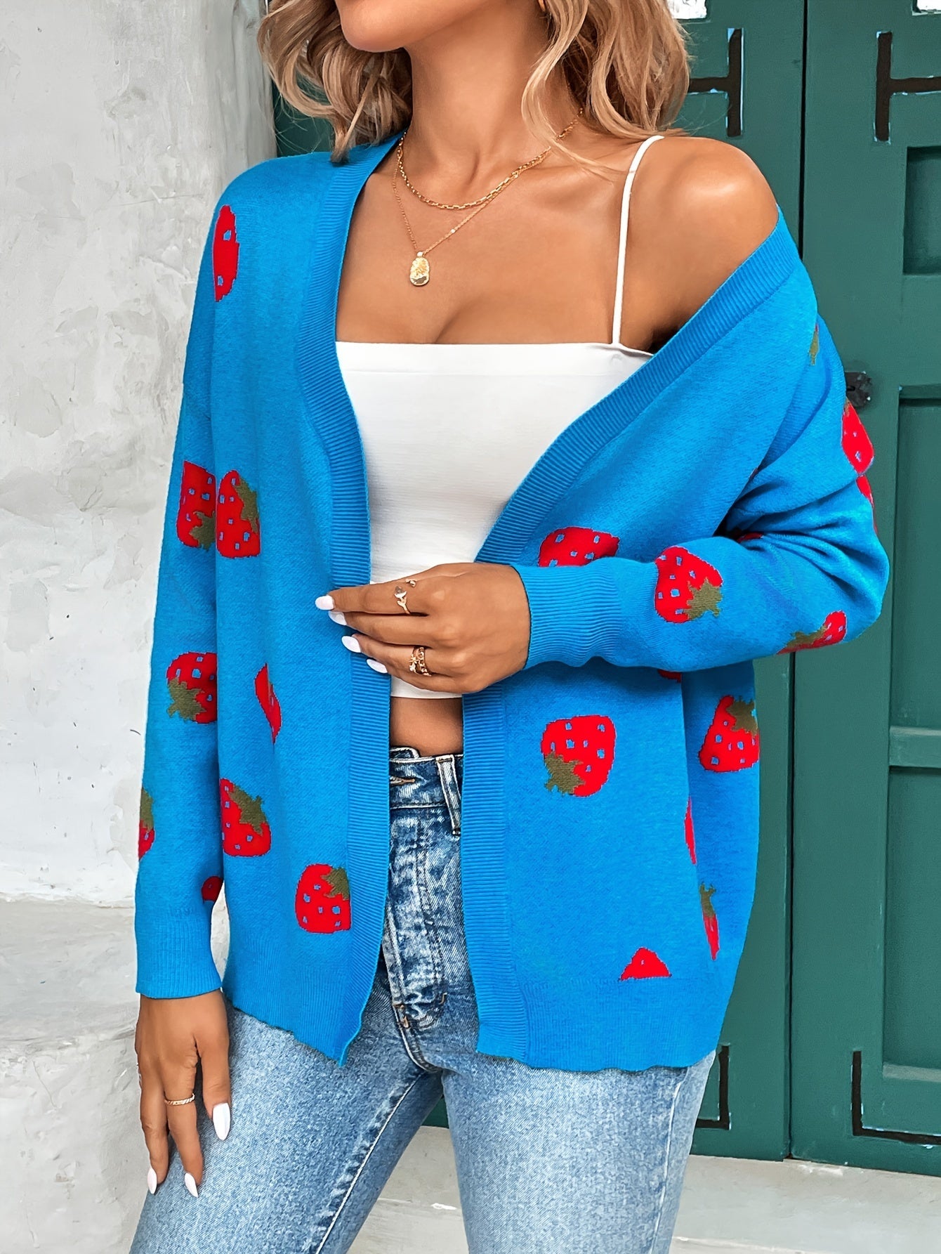 Cardigan da Donna con Stampa di Fragole – Trendy e Confortevole per Primavera e Autunno