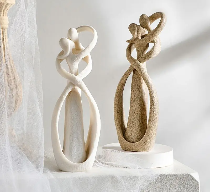 Infinity Embrace – Scultura Astratta dell'Amore Eterno