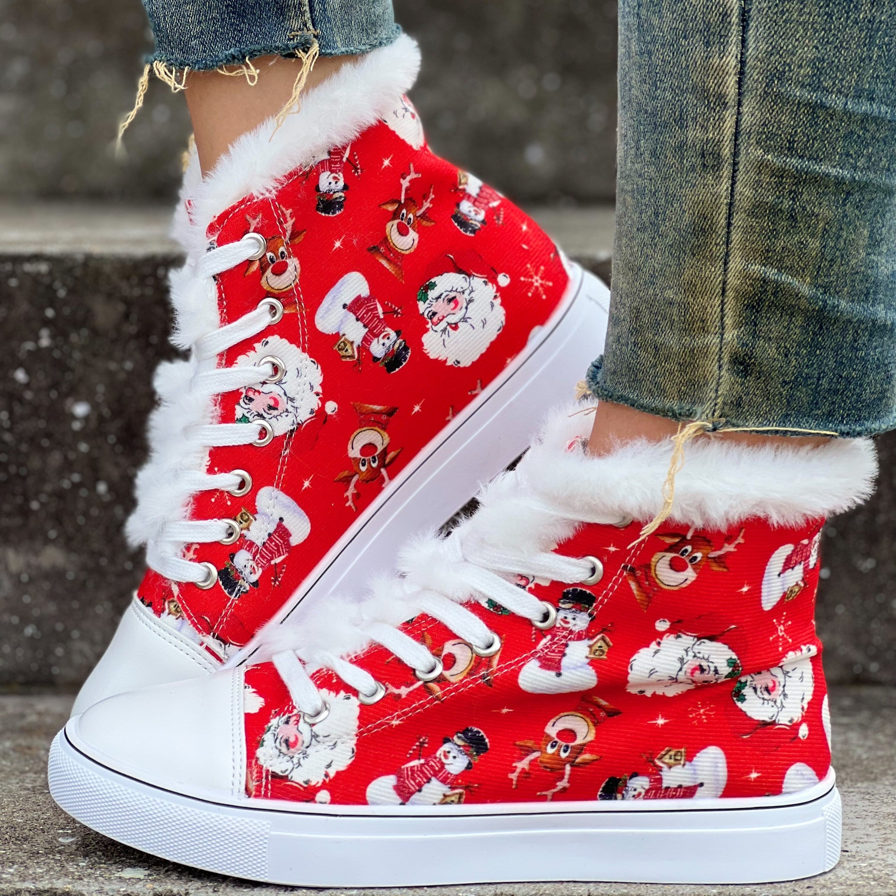 Sneakers di Natale Sanne - Per un Look Invernale Allegro