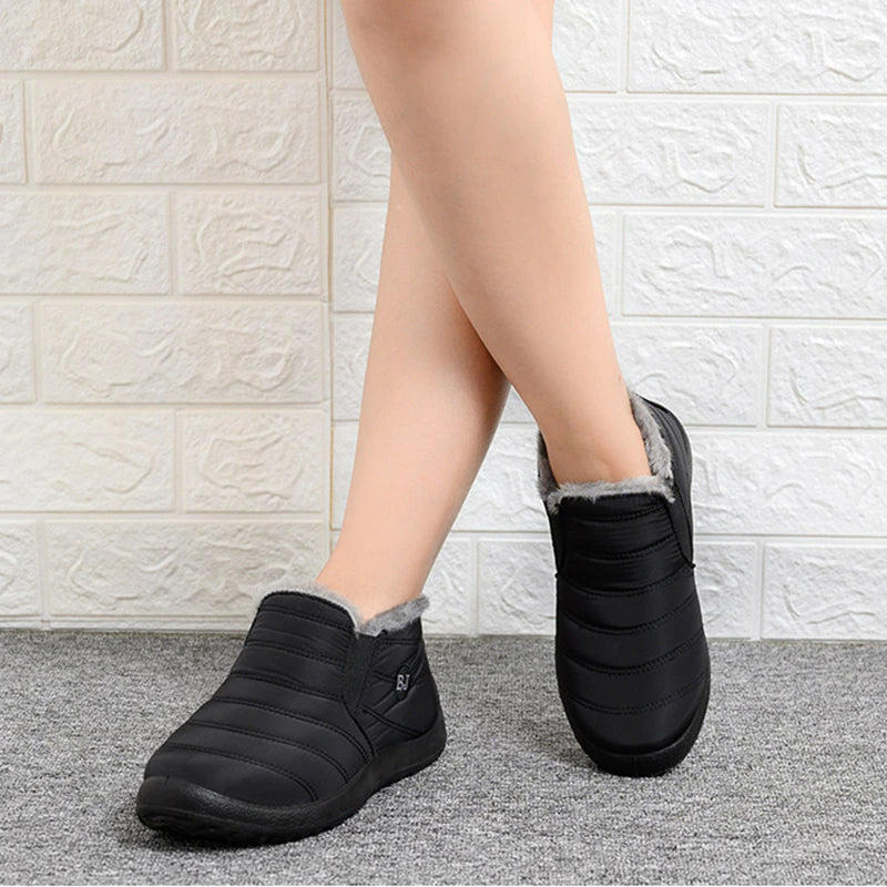 Stivali Invernali Unisex Caldi e Impermeabili - Ideali per Giornate Fredde