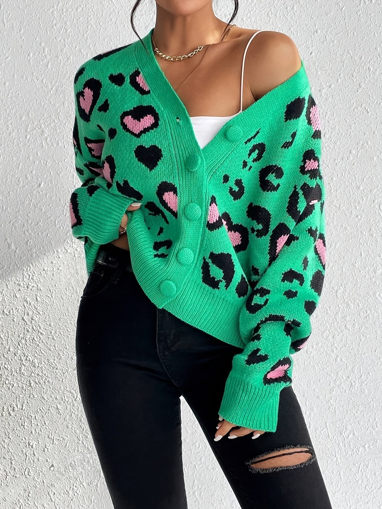 Cardigan Amore a Stampa Leopardo per Donne – Allegro e Confortevole per Primavera e Autunno