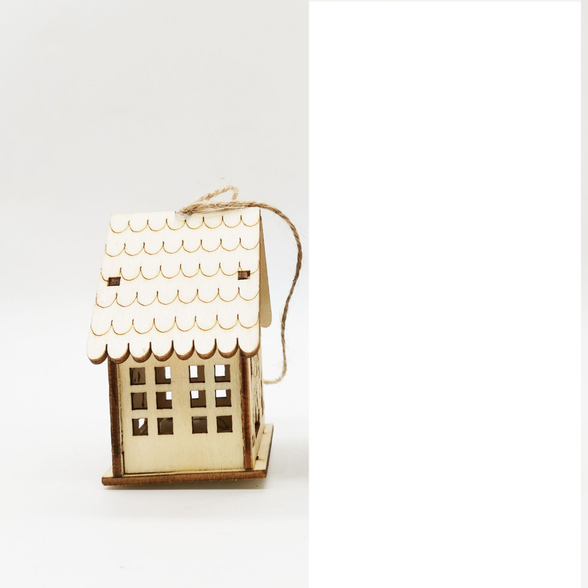 Set di Decorazioni Natalizie in Legno – Magica e Suggestiva