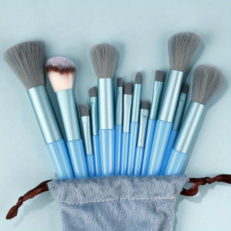 Set di Pennelli Make-up Fluffé - Un Regalo Perfetto per la Festa della Mamma