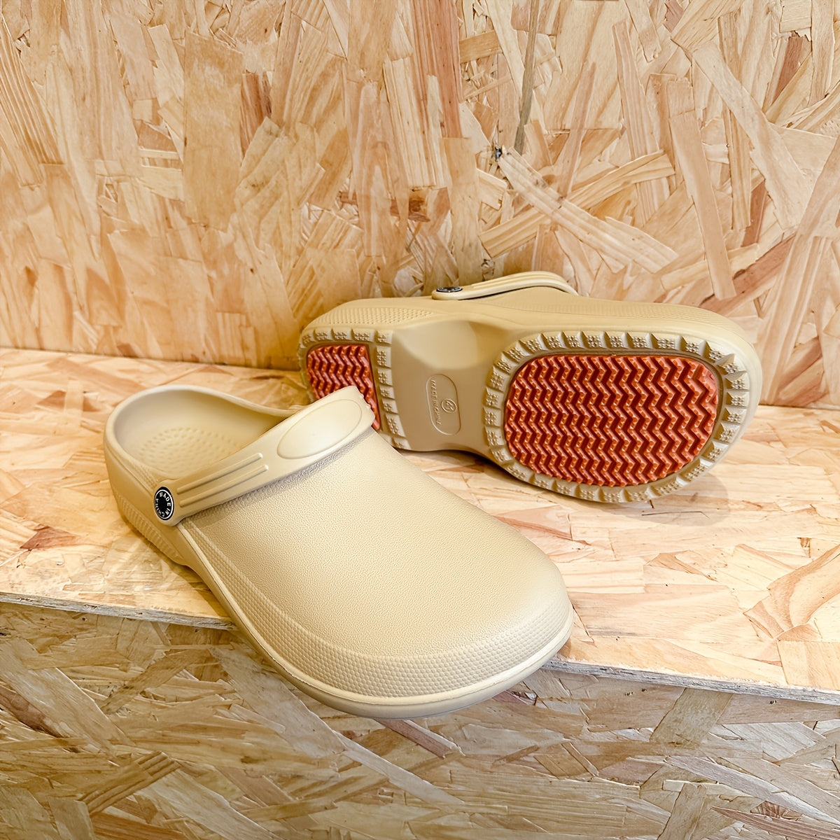 Zoccoli Antiscivolo da Giardino e Lavoro per Uomini – Comodi Infradito per Ogni Stagione