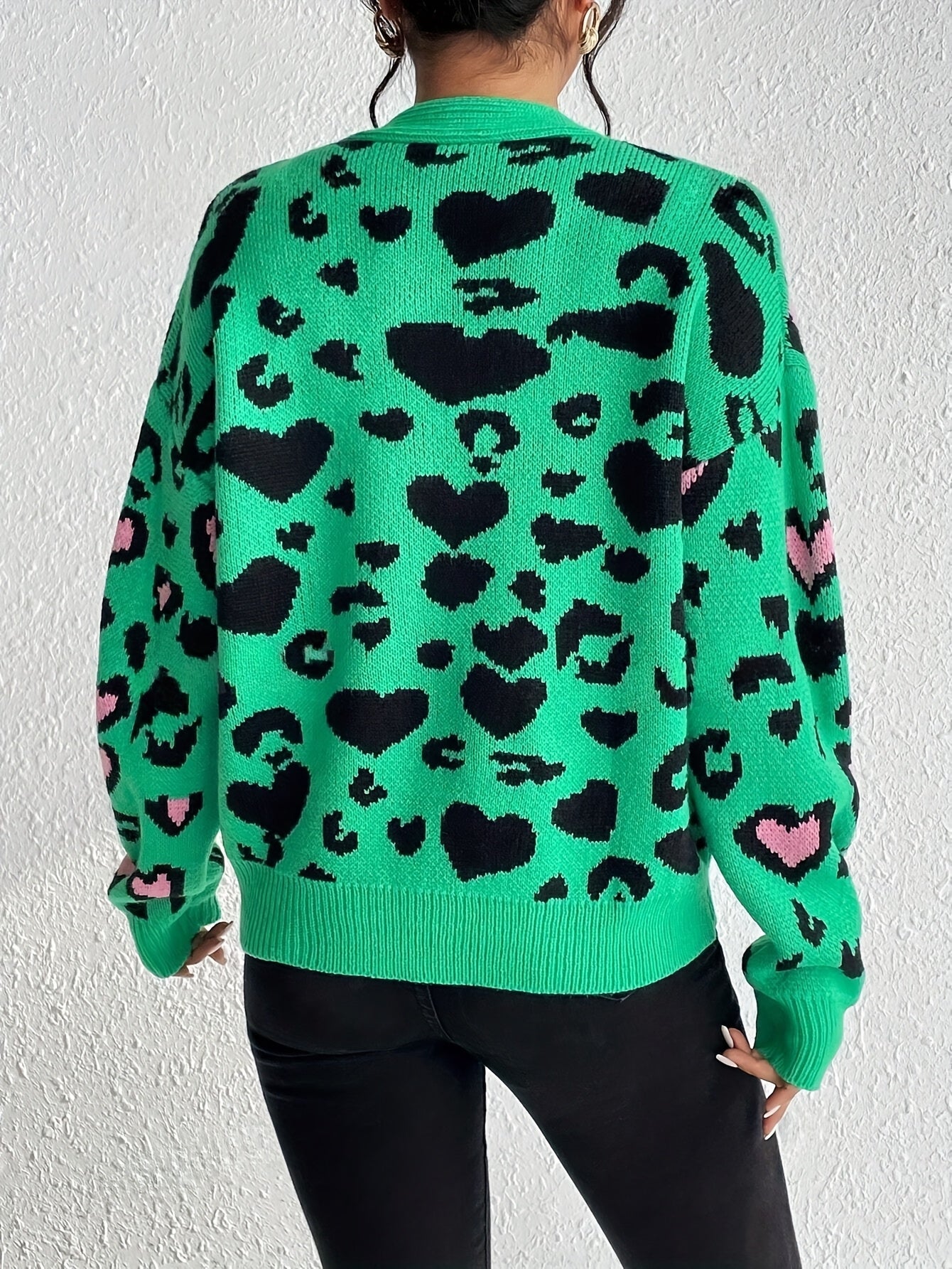 Cardigan Amore a Stampa Leopardo per Donne – Allegro e Confortevole per Primavera e Autunno