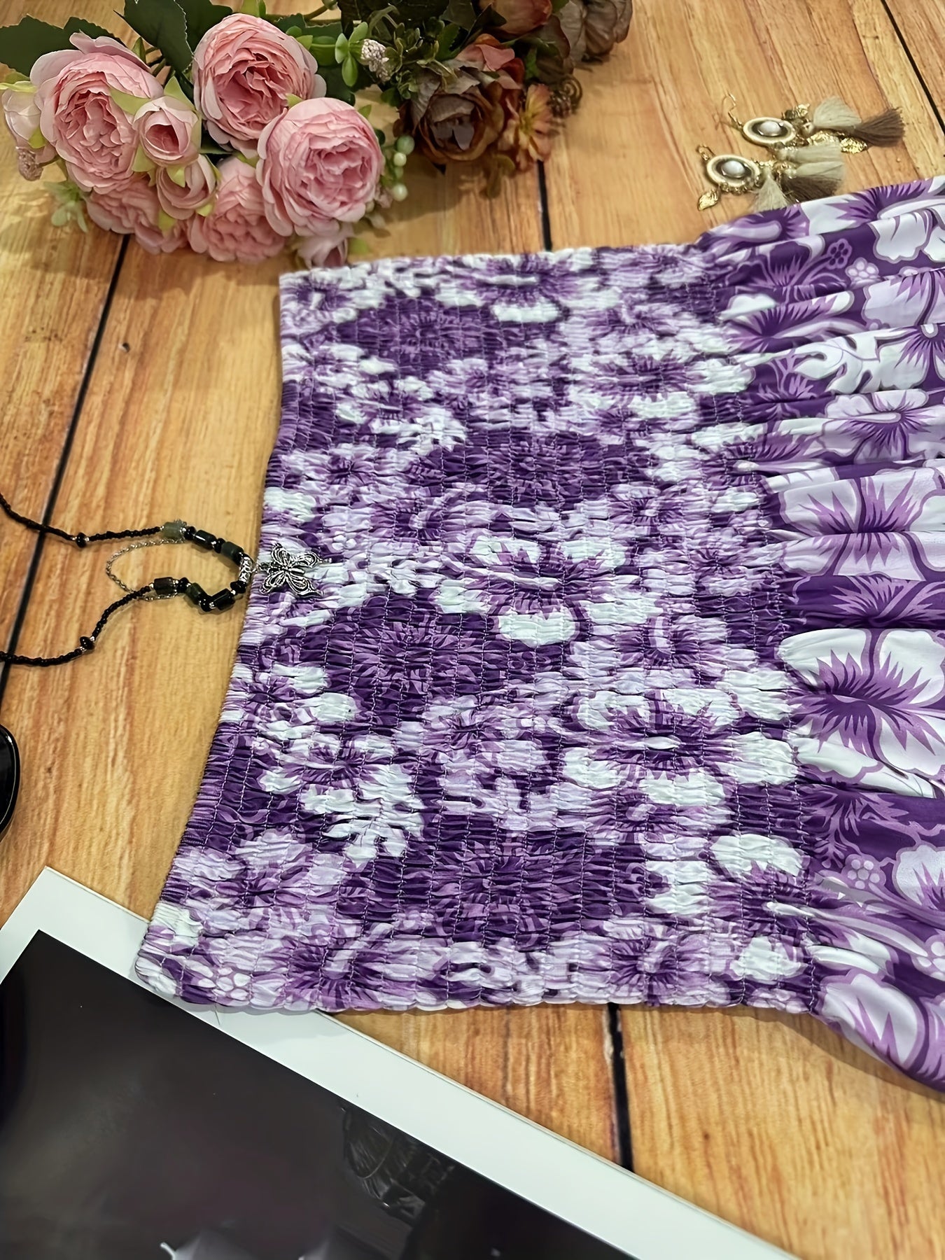 Abito Tubino Bohemien a Fiori – Allegro e Confortevole per le Gite Estive