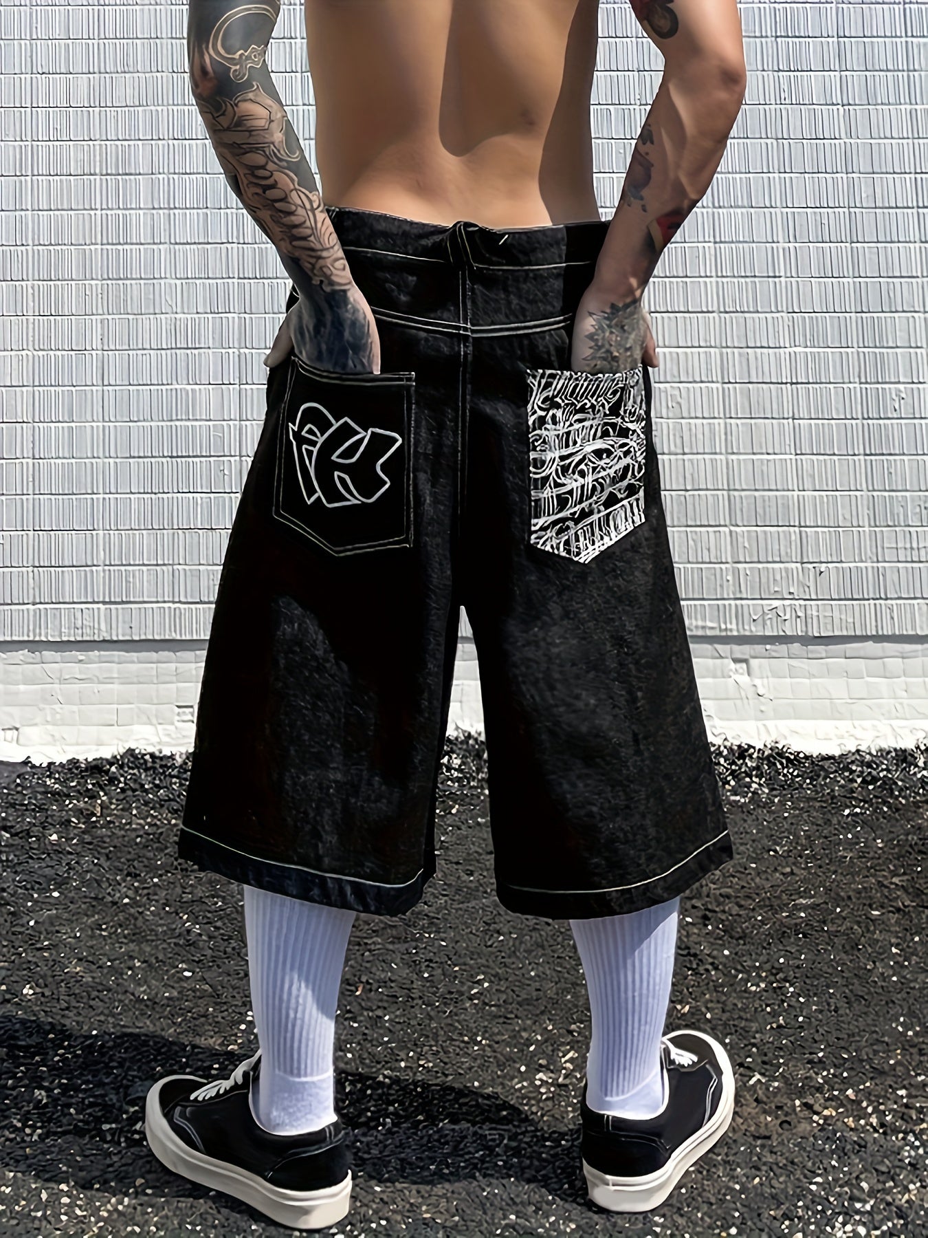 Pantaloni Bermuda in Denim Casual – Vestibilità Larga con Eleganti Ricami a Fiori