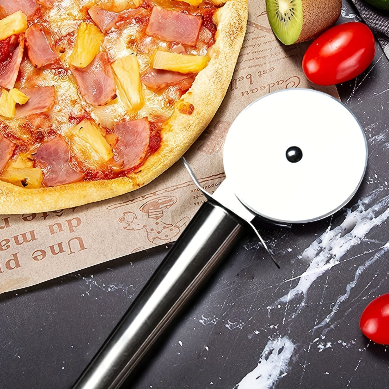 Ruota per Pizza in Acciaio Inossidabile – Utensile da Cucina Efficiente e Stile per Fette Perfette