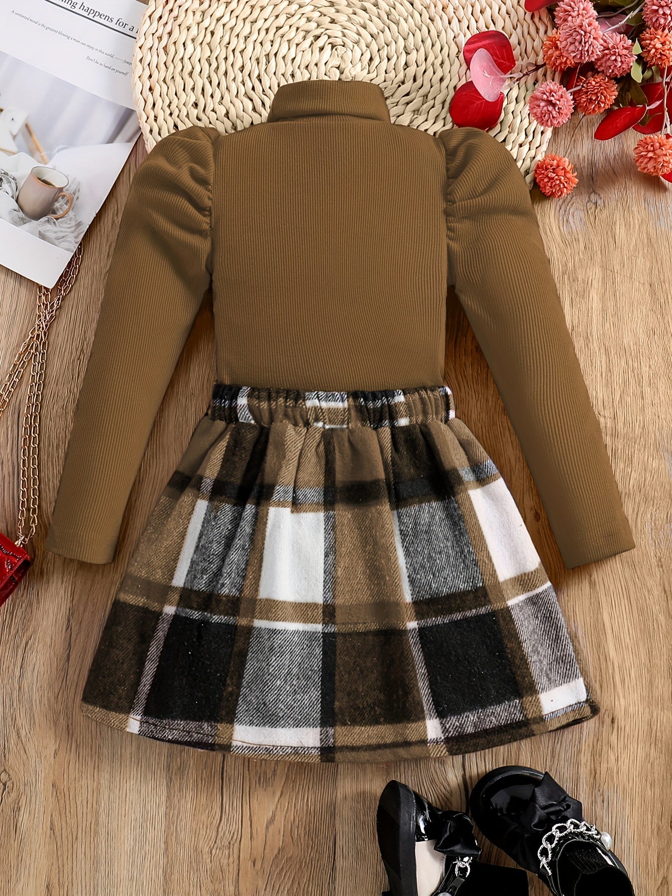 Completo Elegante con Collo Alto per Bambini - Gonna a Quadri e Maglione