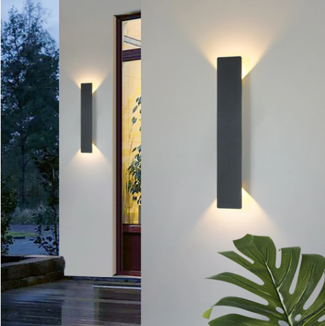 AquaLine LED Lampada da Parete Esterno – Design Elegante con Involucro Resistente alle Intemperie