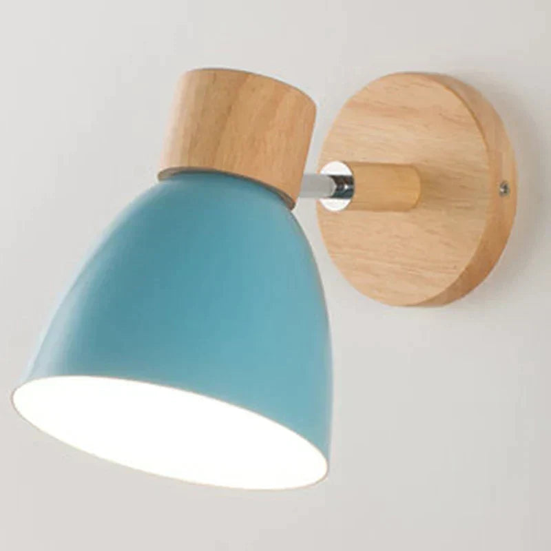 Lampada da Parete in Legno Helga – Design Scandinavo per un'Illuminazione Elegante