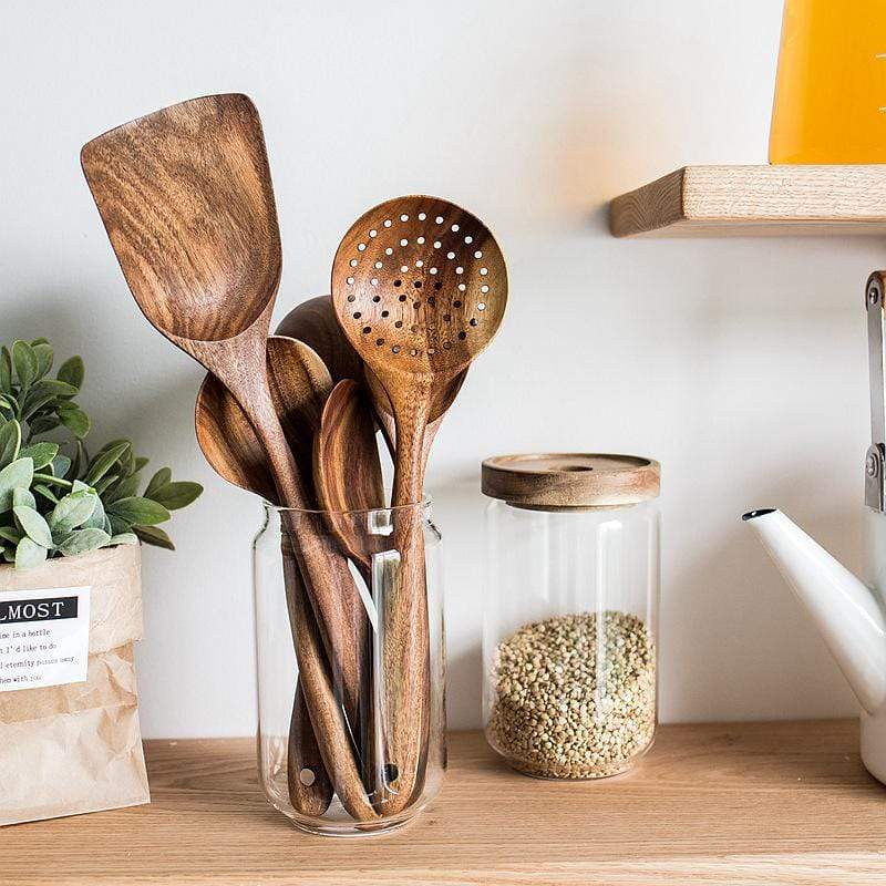 Set di Cucina in Legno Naturale – Cucinare in Modo Sostenibile e Stile