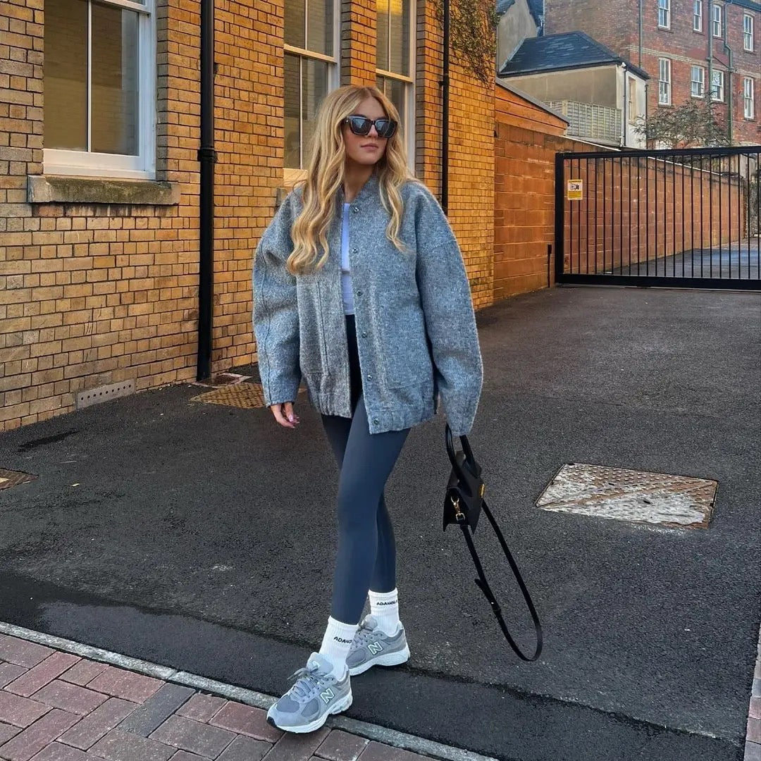 Cardigan Oversize alla Moda - Confortevole e Stilosissimo