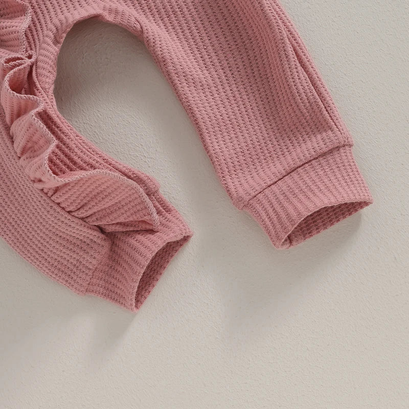 Salopette Sofie Ruffle – Morbida Tuta con Dettagli Giocosi