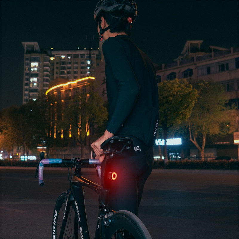 Luce Posteriore per Bicicletta Intelligente – Sicura e Automatica