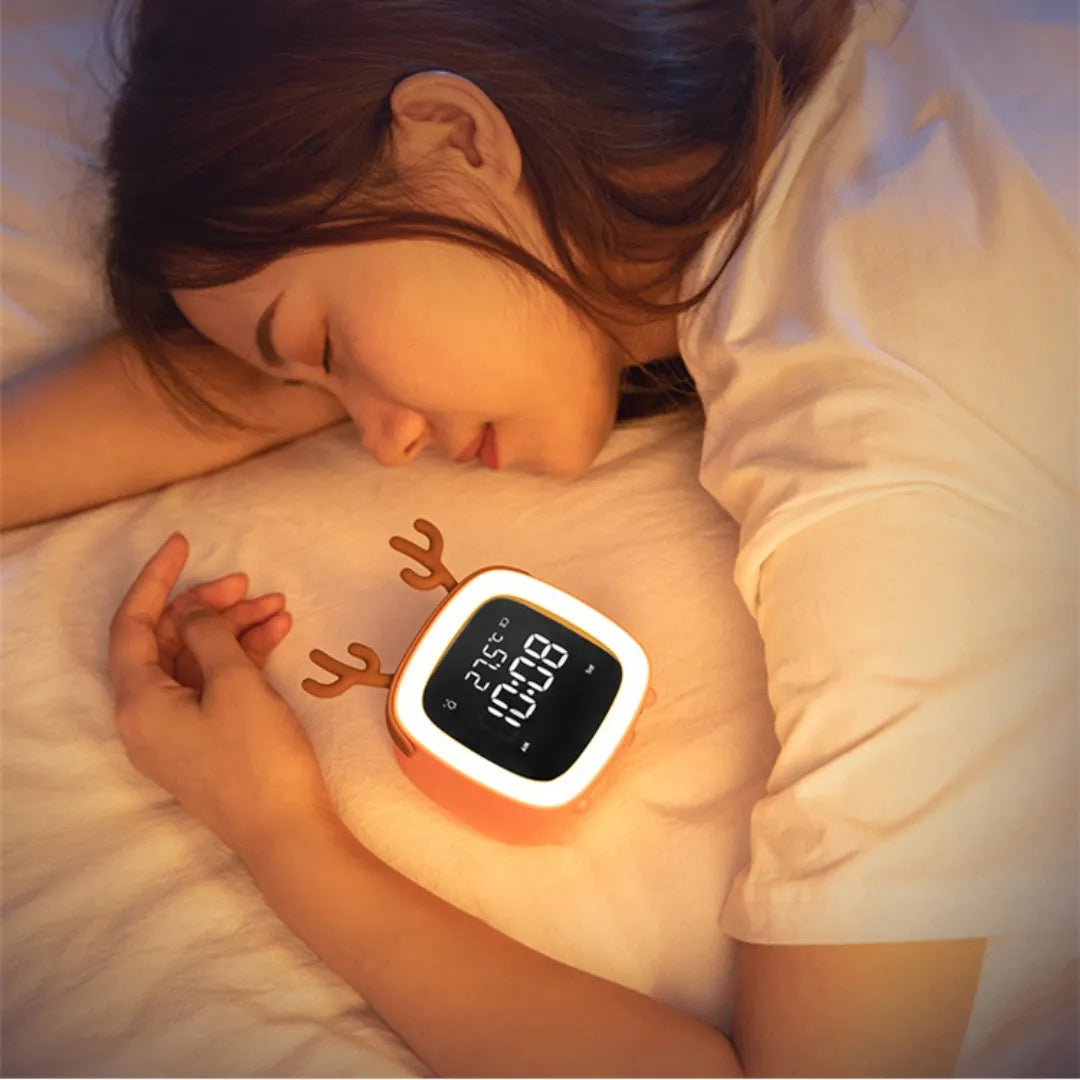 Sveglia per Bambini a Forma di Renna con Luce Notturna – Risveglio Dolce