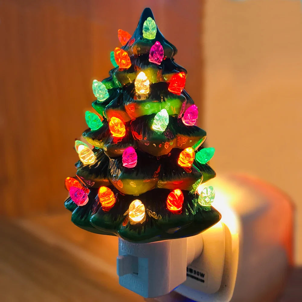 Lampada Notturna in Ceramica a Forma di Albero di Natale - Decorazione Festiva per la Tua Casa