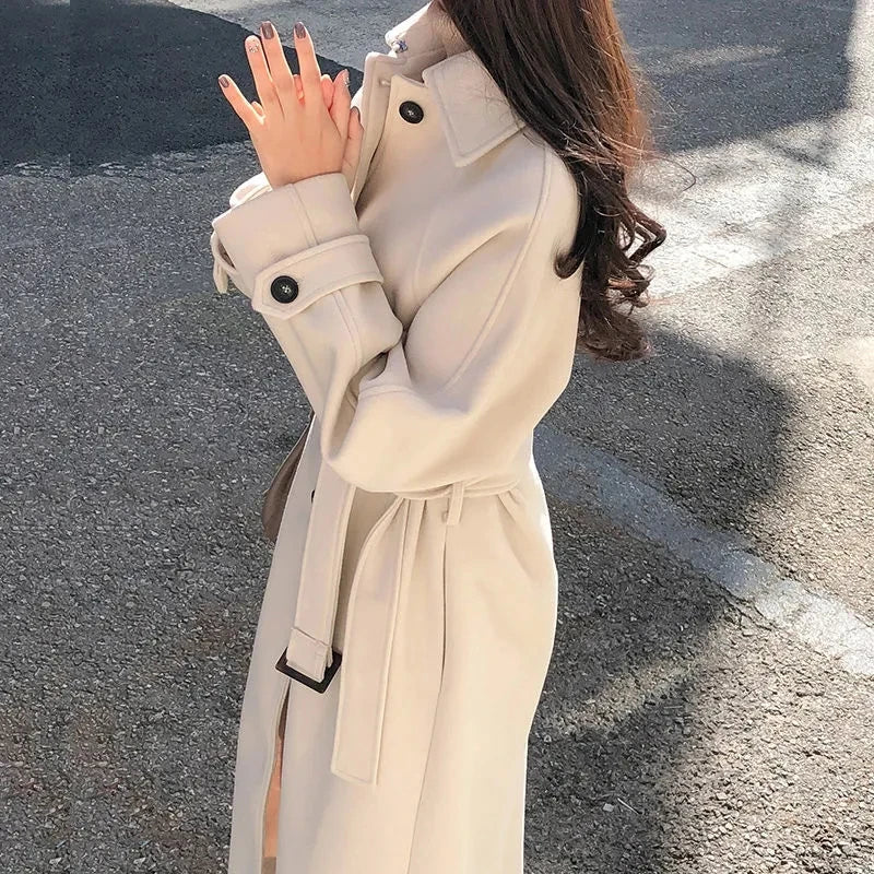 Cappotto Lungo da Donna con Cintura – Elegante e Caldo per l'Inverno