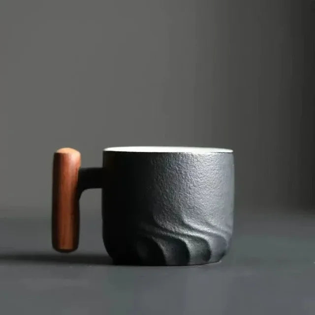 Tazza da Caffè Artigianale Nordica – Stile Lussuoso e Design Unico